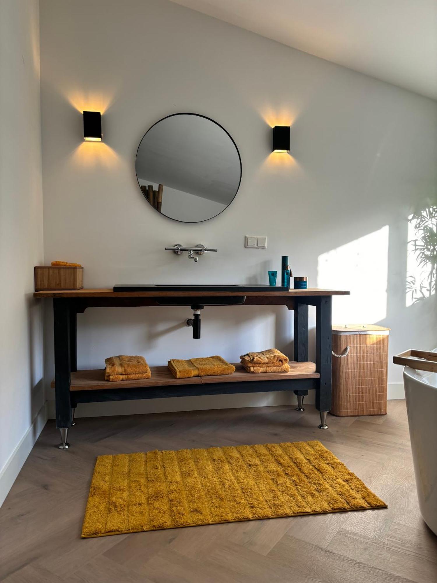 Bamboe Suite Bentveld Met Ligbad En Gratis Parkeren エクステリア 写真